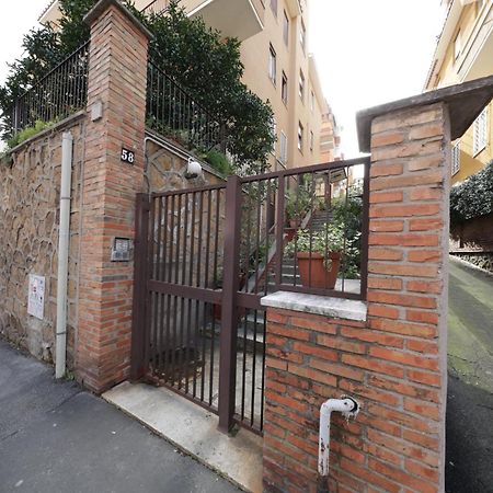 San Pietro City Center Close To The Subway Рим Экстерьер фото